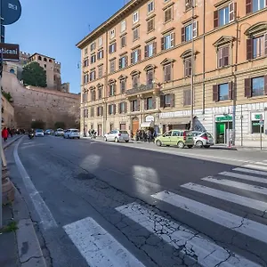 Affittacamere Manfredi House San Pietro, Roma