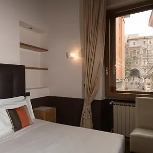Affittacamere Jr, Roma