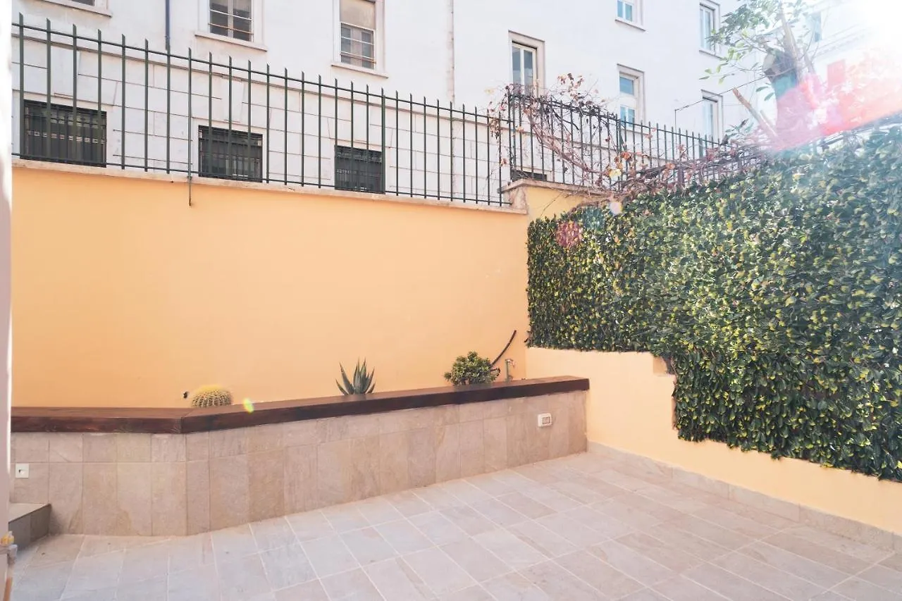 Lux Pretoria Rooms Roma 0*,